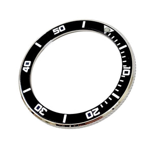 Vostok Lünette aus Edelstahl mit Alu‑Insert und SuperLumiNova Marke, inkl. Feder