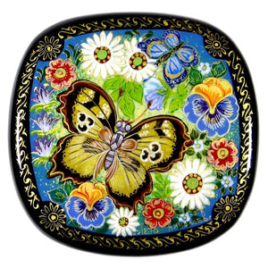 Russische Lackdose „Sommer“ – Schmetterling auf Blumen, handgemalt