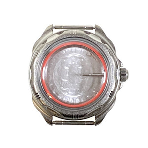 Vostok Komandirskie Gehäuse 216, Titancarbonitrid beschichtet